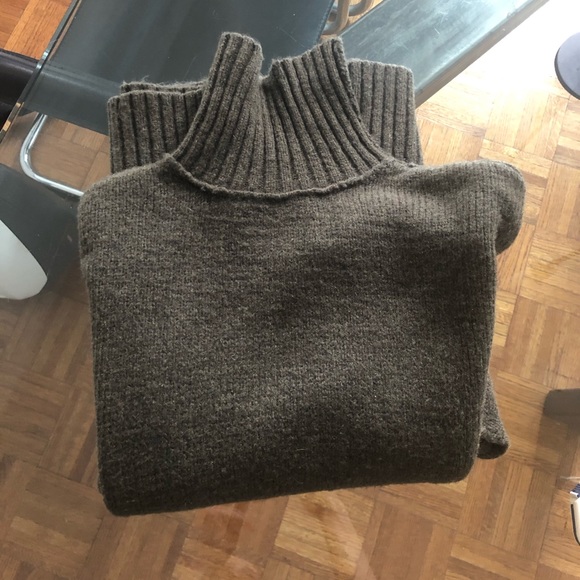 NLST oversized turtleneck - Picture 2 of 5